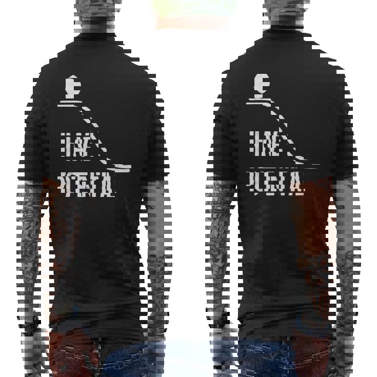 私には潜在的なエネルギーがあります-面白い物理学 メンズTシャツ バックプリント