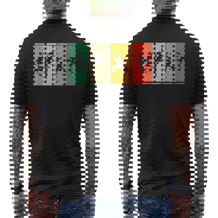 空手戦闘機シルエット空手 メンズTシャツ バックプリント