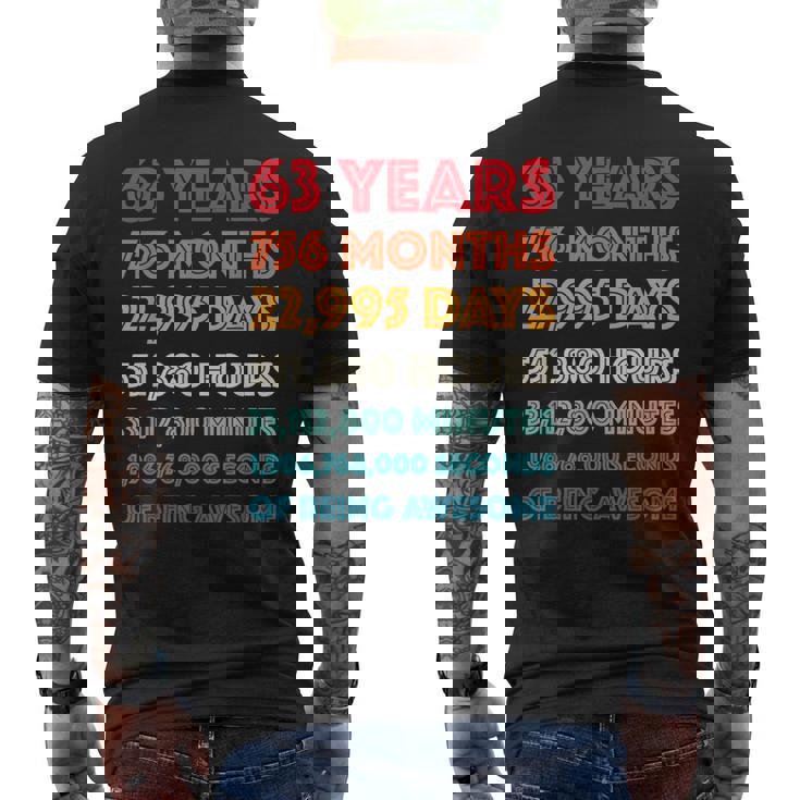 素晴らしい63歳の誕生日プレゼント 面白い レトロ 63歳の誕生日 メンズTシャツ バックプリント