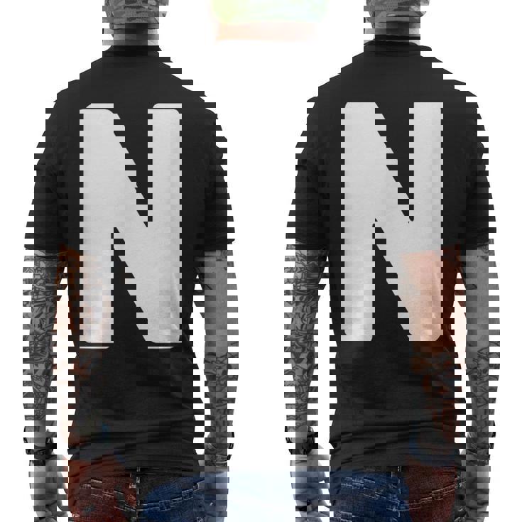 英文字 N 大文字 アルファベット モノグラム イニシャル メンズTシャツ バックプリント