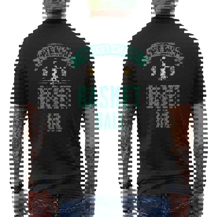 車椅子バスケットボール スポーツ バスケットボール選手 選手 車椅子 車椅子バスケットボール メンズTシャツ バックプリント