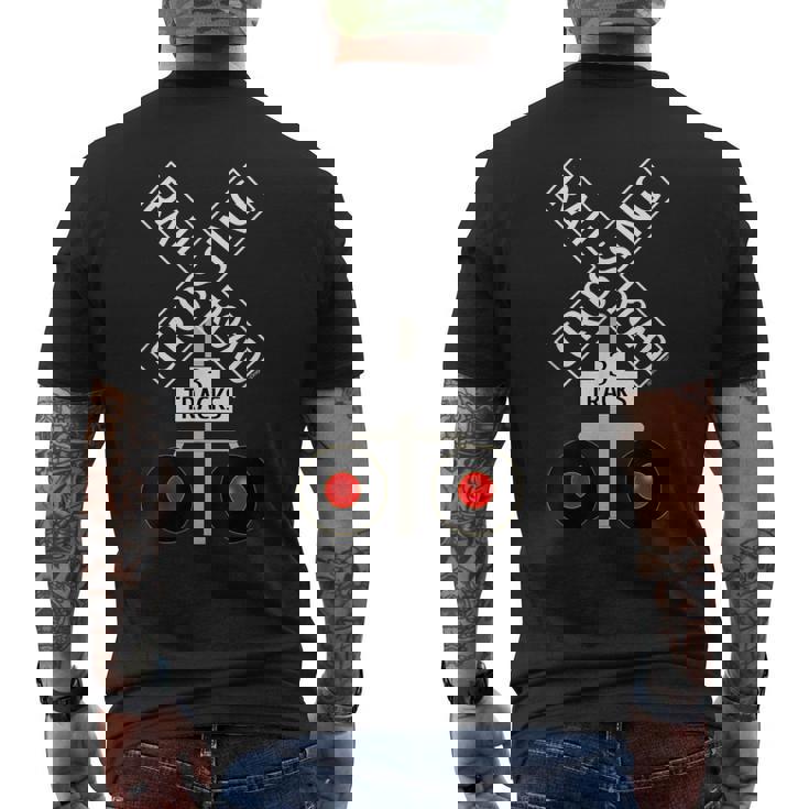 鉄道 踏切 ライト トラック 道路標識 メンズTシャツ バックプリント