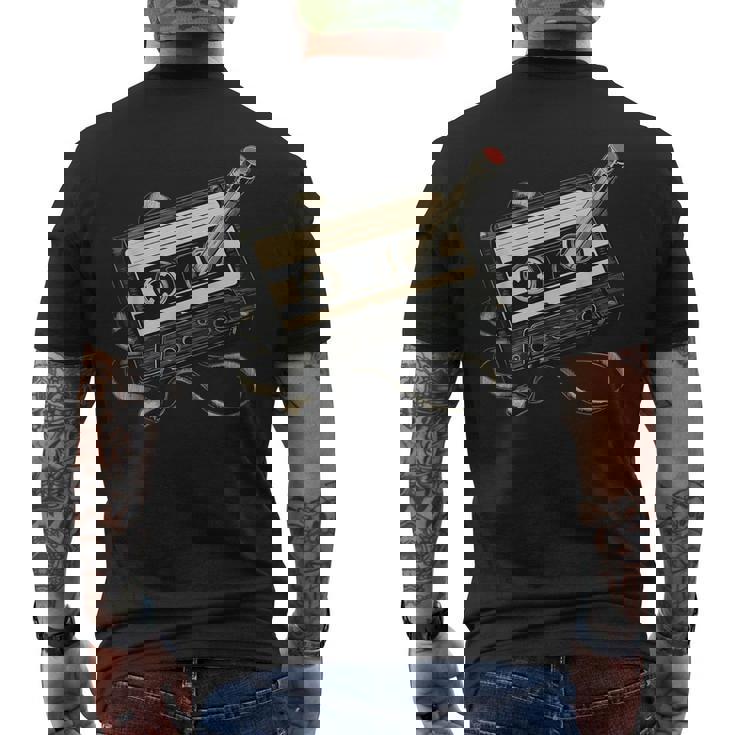 鉛筆巻き戻し付きレトロカセットテープ メンズTシャツ バックプリント