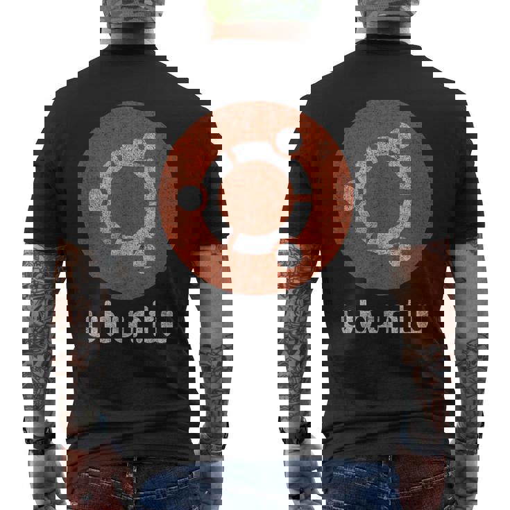 開発者向けubuntu デスクトップ、サーバー、コアソフトウェア メンズTシャツ バックプリント