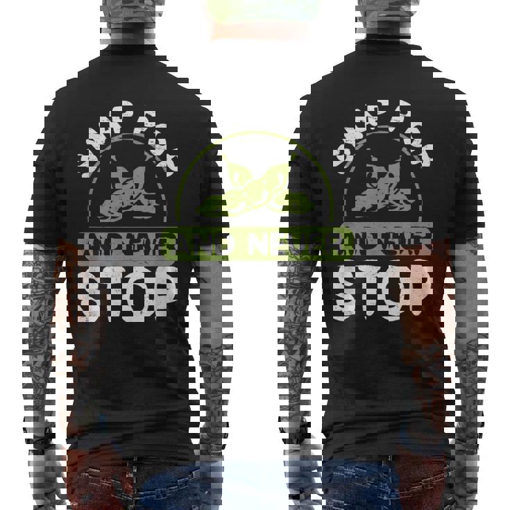 面白いスナップポップと決して止まらない日本料理 枝豆好き。 メンズTシャツ バックプリント