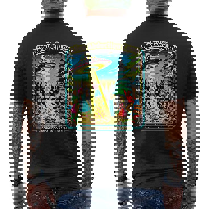 面白いヴィンテージエイリアン誘拐キャンプ Ufoエイリアン メンズTシャツ バックプリント