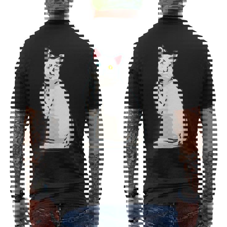 面白い猫 中指 オッドアイドキャット キティ メンズTシャツ バックプリント