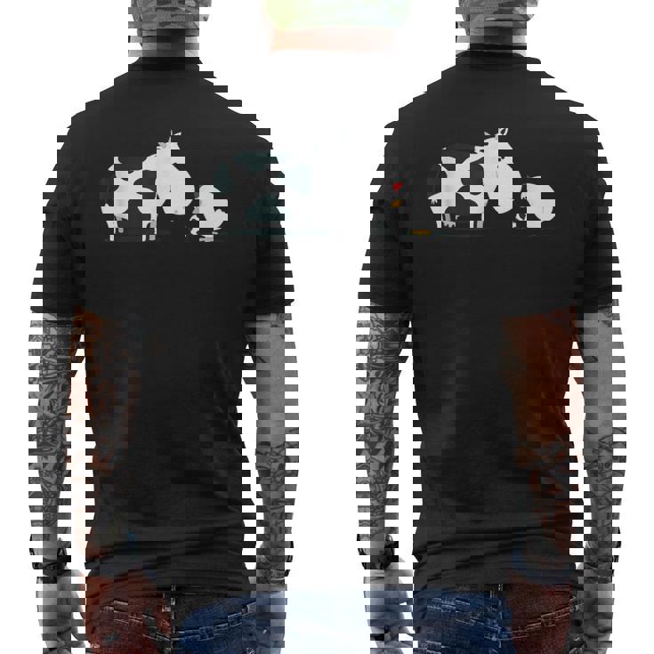 面白くてかわいい牛と鶏 牛柄 卵 漫画 メンズTシャツ バックプリント