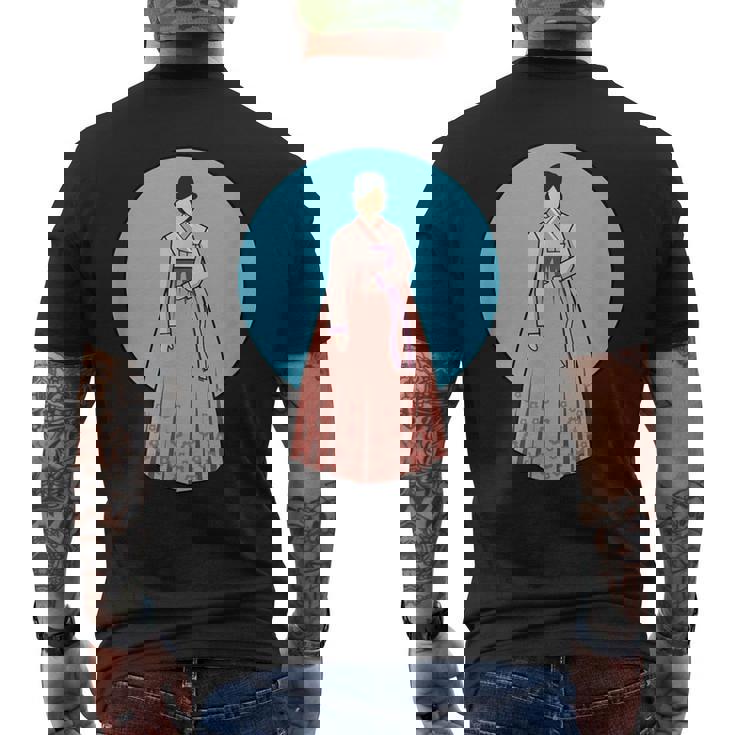 韓国伝統韓服を着た韓国の美少女 メンズTシャツ バックプリント