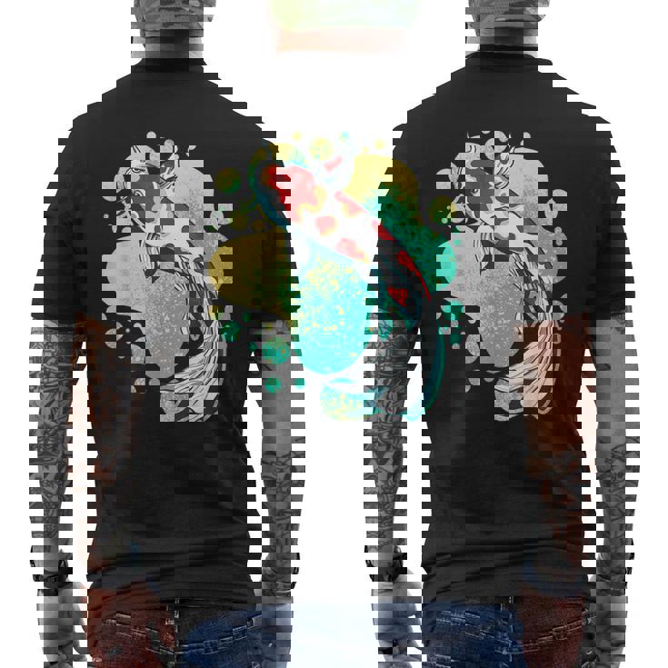 鯉 鯉 ジャパン 鯉 魚 エステ ベイパーウェーブ メンズTシャツ バックプリント