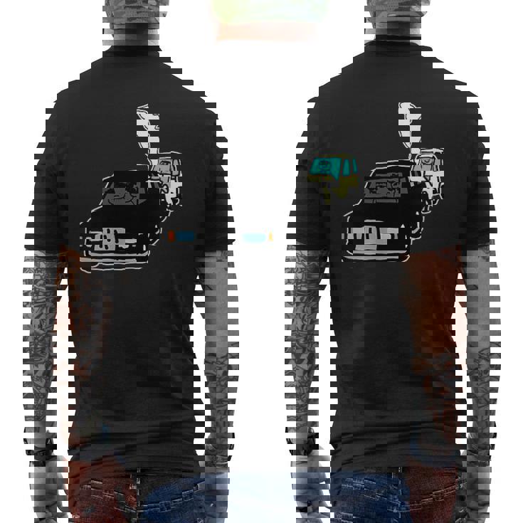 黒塗りの高級車よりも怖い無車検の軽自動車 メンズTシャツ バックプリント