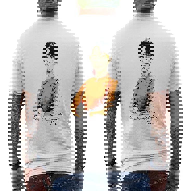 Daw Aunganuu Kyi-Signature 長袖tシャツ メンズTシャツ バックプリント