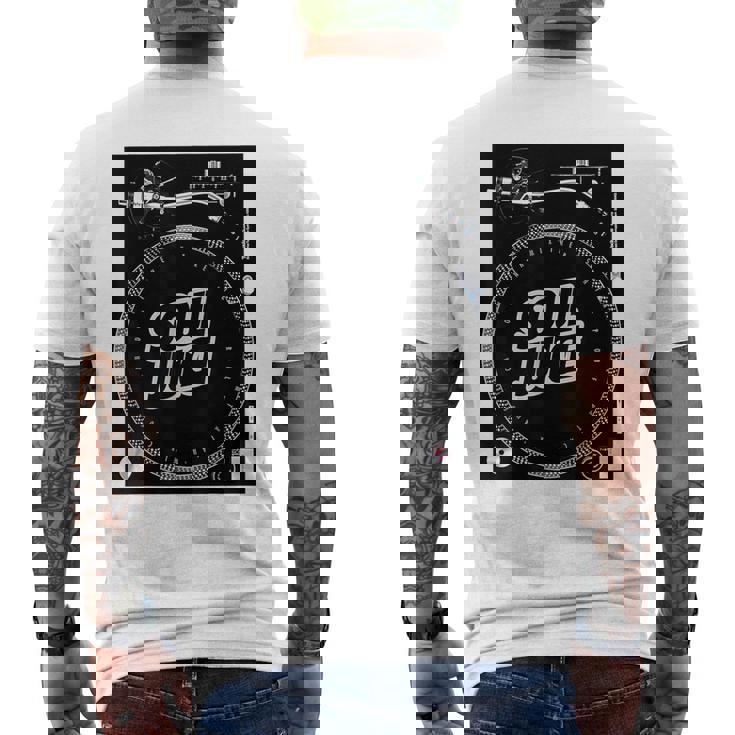 Dj ターンテーブル バトルレコードプレーヤー ディスク ジョッキー ミュージックディスコ メンズTシャツ バックプリント