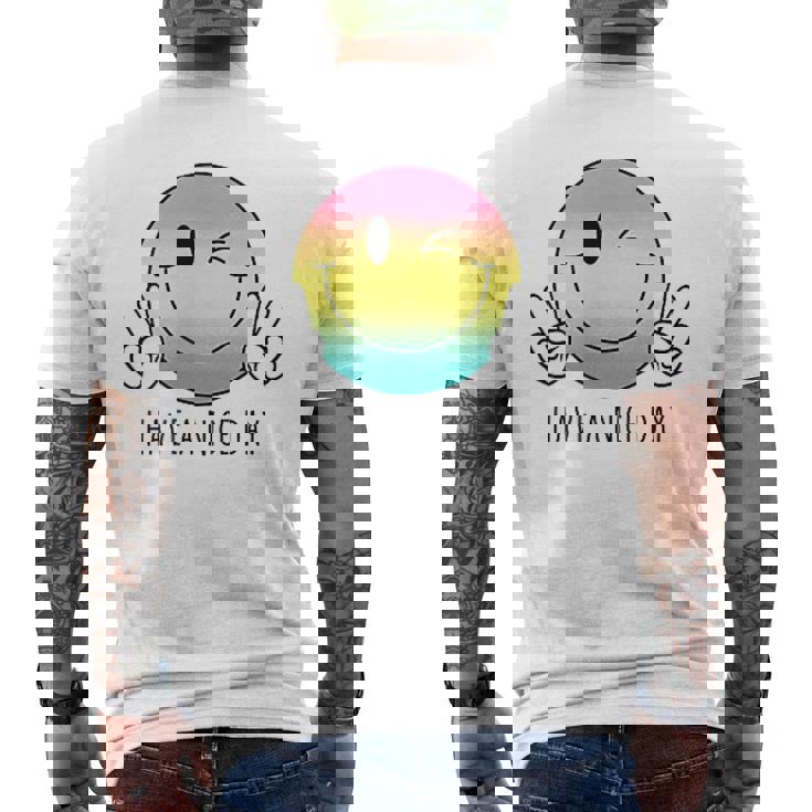 Have A Nice Day Winkingmile Face Peace Wink Happy Face メンズTシャツ バックプリント