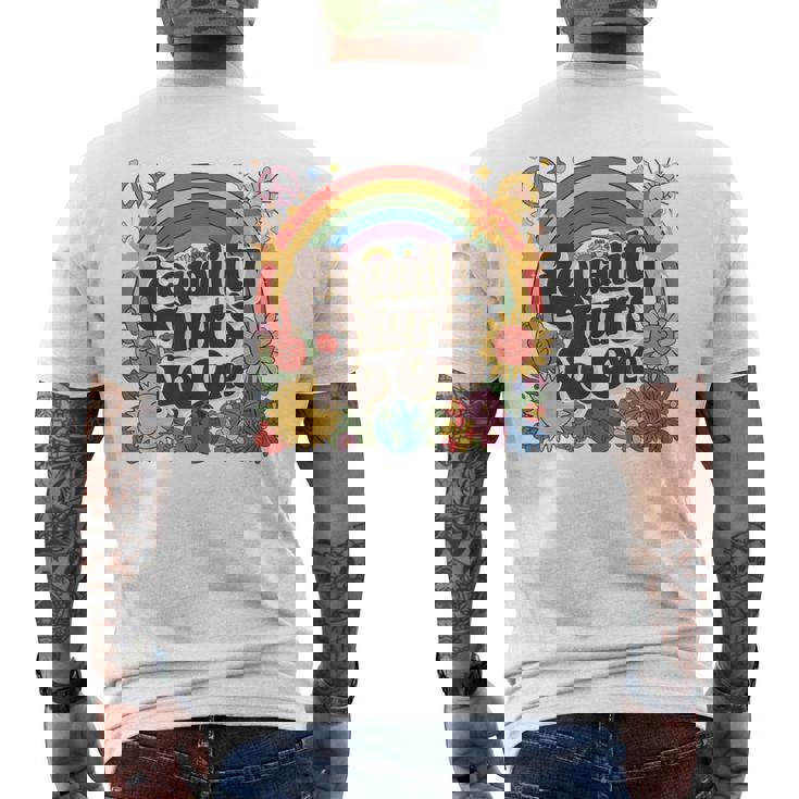 Lgbtqの平等は誰もプライドを傷つけない 人権 レインボープライド メンズTシャツ バックプリント