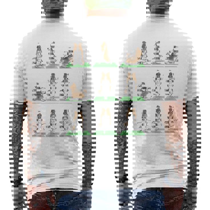 Shetland シープドッグ シェルティ 犬 ヨガ ポーズ ワークアウト エクササイズ メンズTシャツ バックプリント