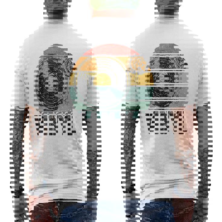 Vinyl Turntable Records Music Lp Djintageun レコードプレーヤー メンズTシャツ バックプリント