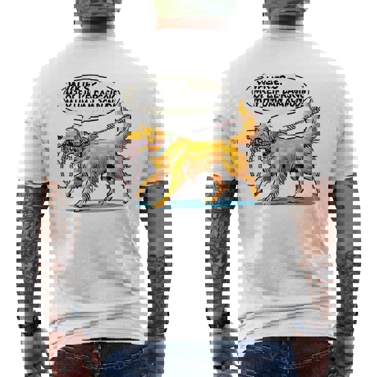 Walkies 犬の散歩 ゴールデンレトリバー 面白い犬好きデザイン メンズTシャツ バックプリント