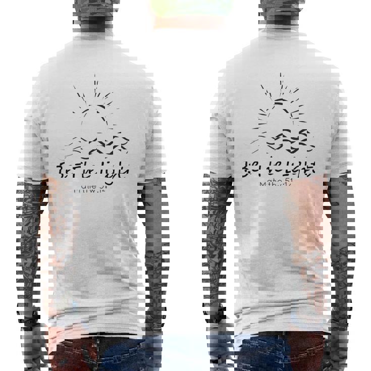 「光あれ」聖書マタイによる福音書第5章14節 メンズTシャツ バックプリント