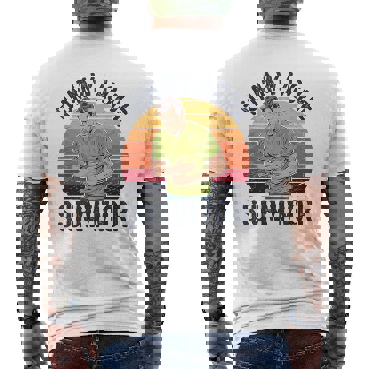 おなかが痛い メンズTシャツ バックプリント