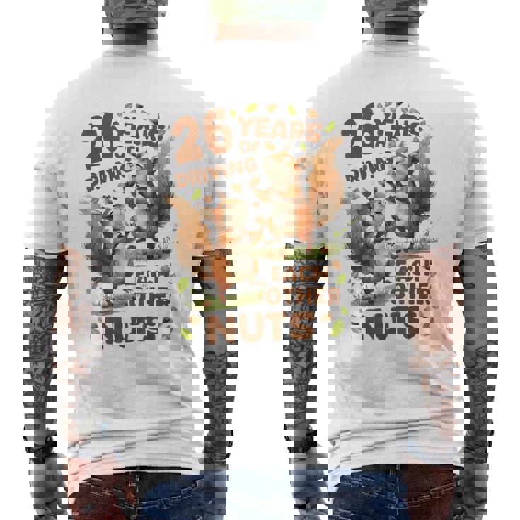 お互いの運転26年 ナッツ26周年 結婚26周年 メンズTシャツ バックプリント