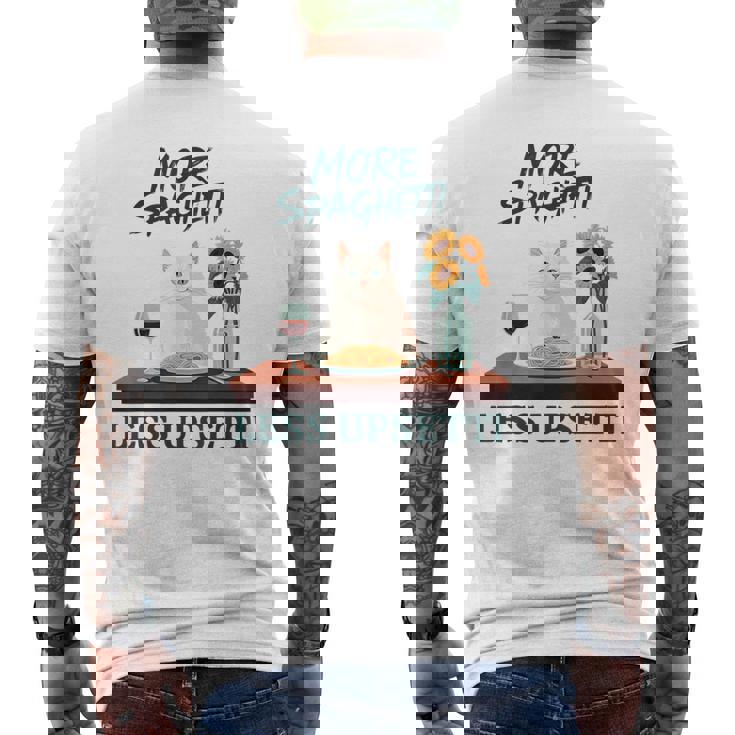 より多くのスパゲッティ、より少ないアップセッティ、イタリア料理 猫愛好家 メンズTシャツ バックプリント