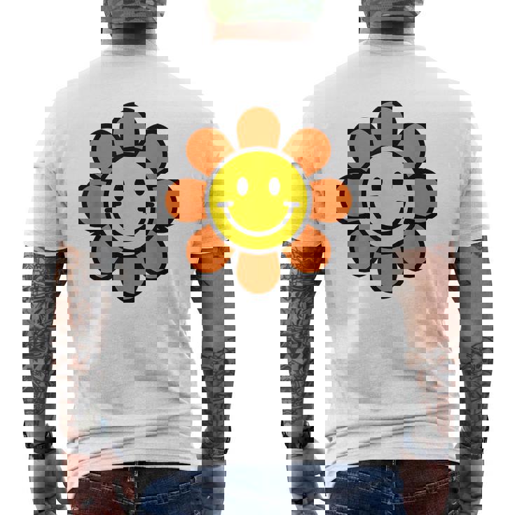 オレンジ イエロー ハッピー スマイル スマイル フェイス デイジー フラワーガール メンズTシャツ バックプリント