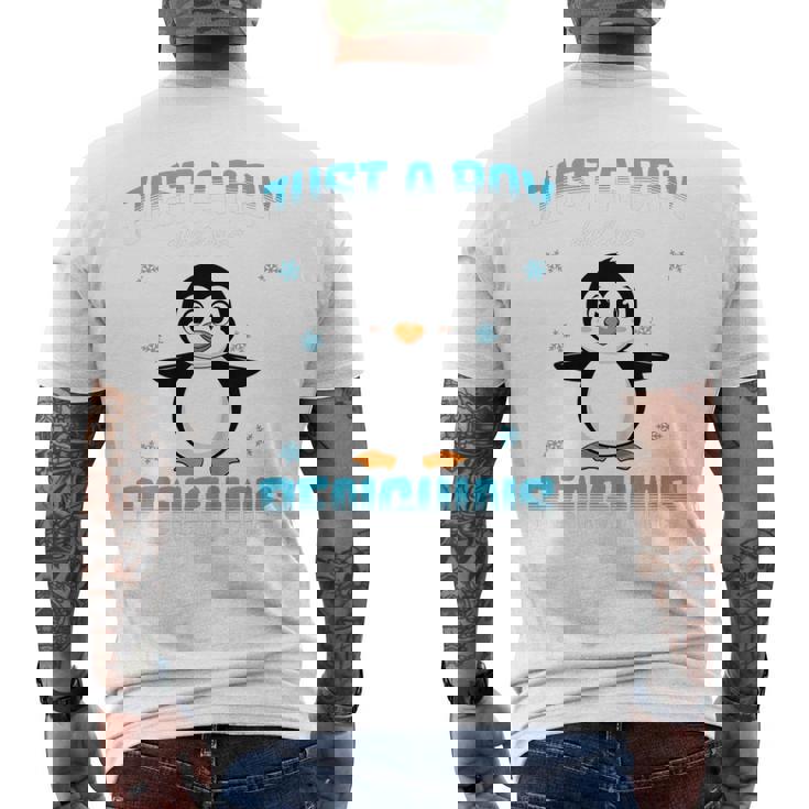 キッズ ペンギンが大好きな少年 キッズボーイズ ペンギン好き メンズTシャツ バックプリント