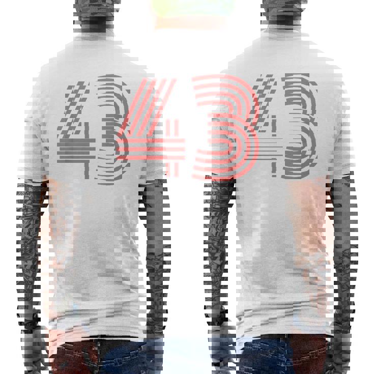 クールなレトロなレタリングジャージ、背番号43 Fourtythree メンズTシャツ バックプリント