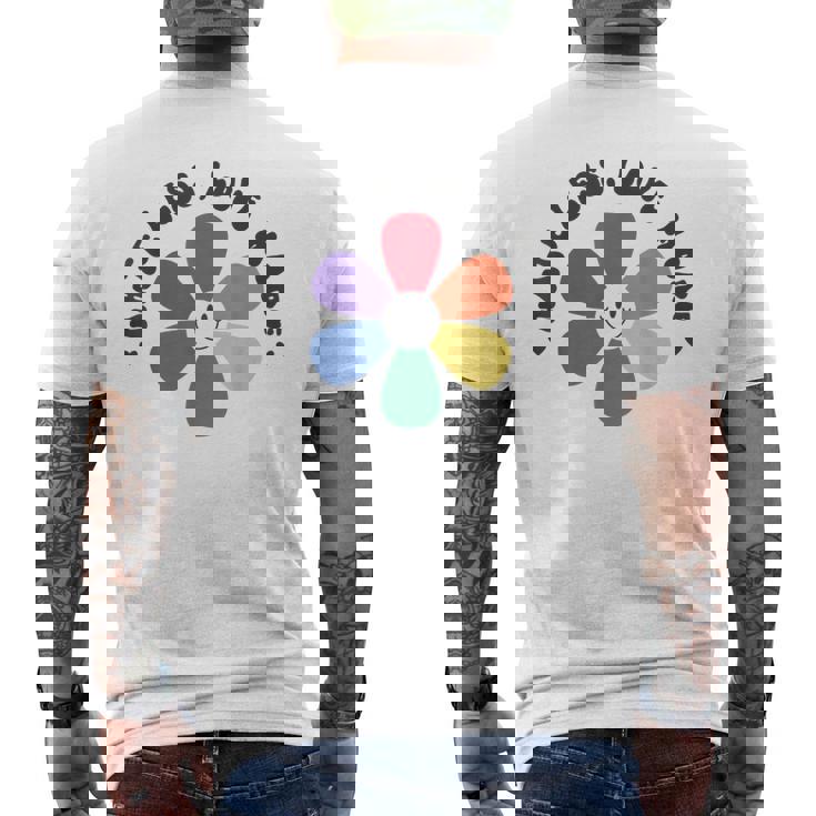 スマイル レインボー ハッピーフェイス 花 Lgbt ゲイ レズビアン プライド 月 メンズTシャツ バックプリント