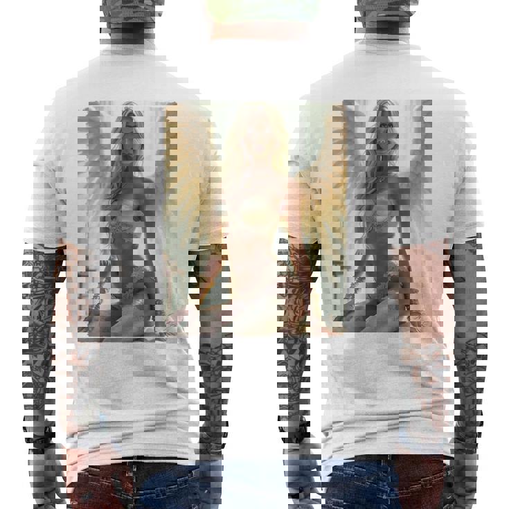 セクシーガールグラフィックtシャツ セクシーシッティングエンジェルピンナップバックプリント メンズTシャツ バックプリント