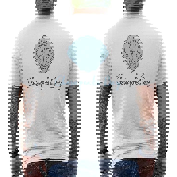チェサピーク湾 ホタテ貝殻 貝殻 ビーチ 沿岸釣り メンズTシャツ バックプリント