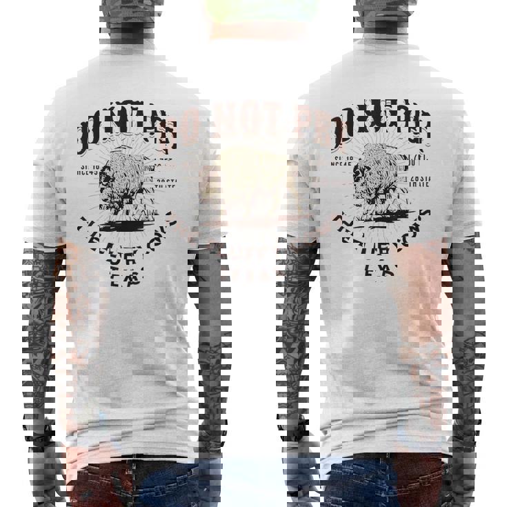 テキサス・ドント・ペット・ザ・フワッフィー・カウズ・ファニー・バイソン メンズTシャツ バックプリント