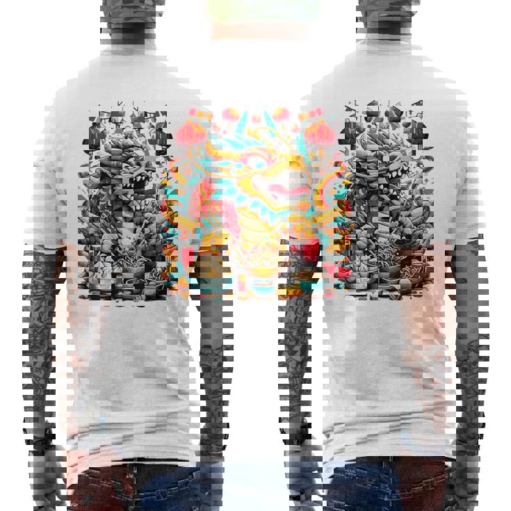 ニューイヤードラゴン ジョイフルドラゴン 旧正月のお祭り メンズTシャツ バックプリント