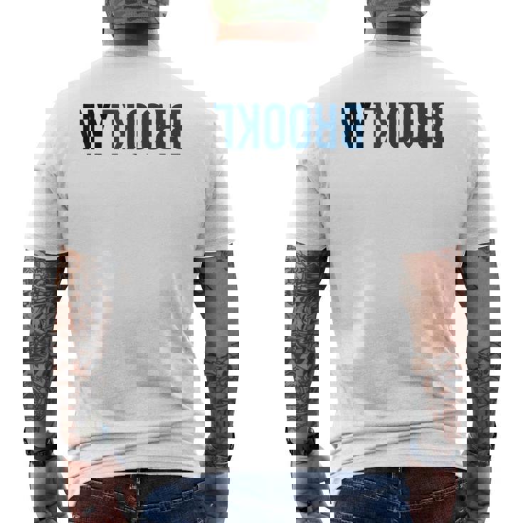 ニューヨークのファンのためのニューヨークブルックリンクリエイティブフリップデザイン メンズTシャツ バックプリント