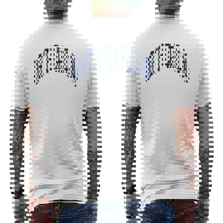 ノースカロライナ代表チームのスタイル ネイビーテキスト 長袖tシャツ メンズTシャツ バックプリント