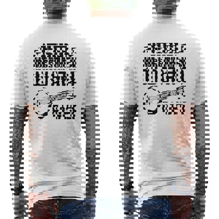 メンズ バンジョーじいさんバンジョーインストラクター メンズTシャツ バックプリント