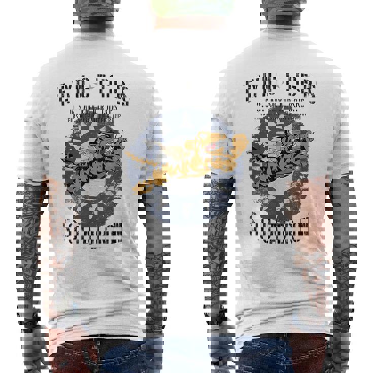 フライングタイガーの第二次世界大戦 インシグニア ビンテージ 第二次世界大戦 航空隊 メンズTシャツ バックプリント