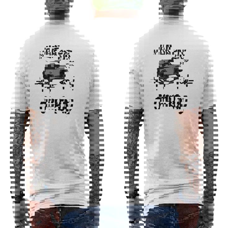 マイハートビーツフォーオフロード 4X4 Jb74 Gj 4Wd ファン用 メンズTシャツ バックプリント