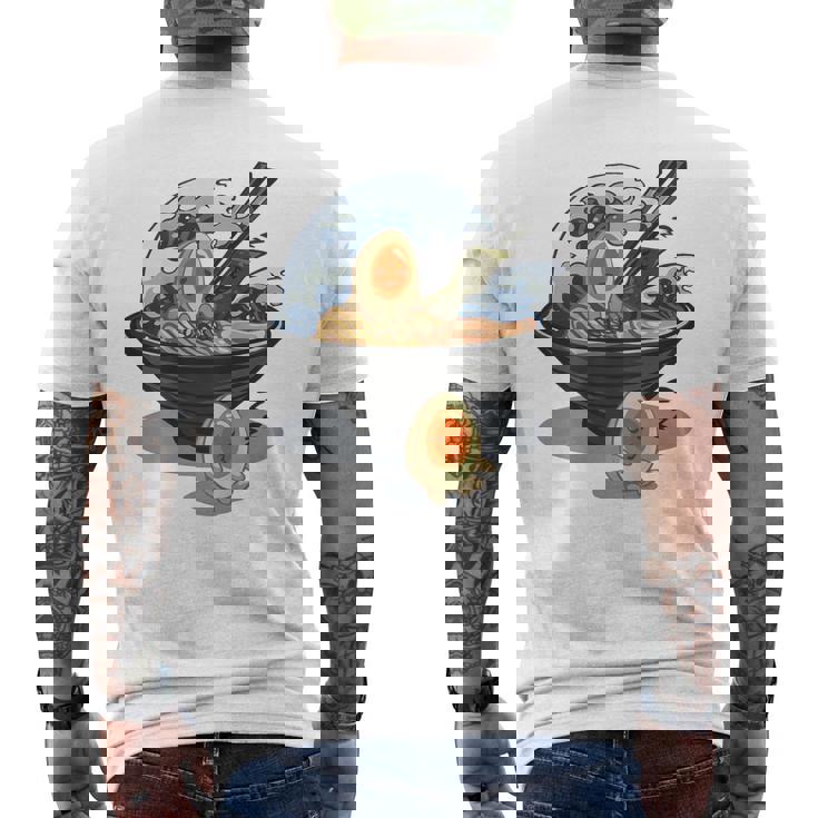 ラーメン 海 波 寝ぼける たまご メンズTシャツ バックプリント