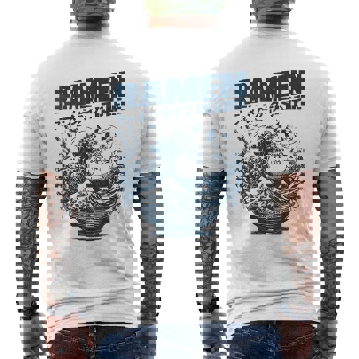 ラーメンは人生、マンガアニメオタクジャパンかわいいラーメン メンズTシャツ バックプリント