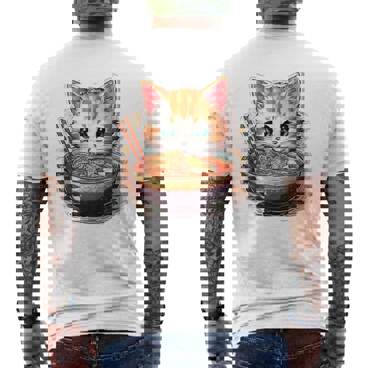 ラーメンを食べている子猫 メンズTシャツ バックプリント