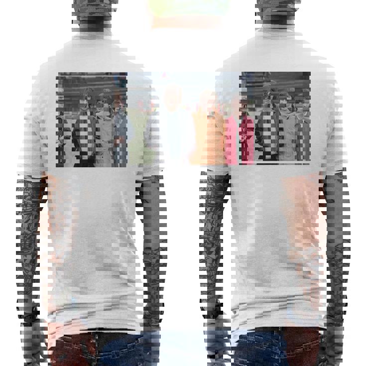 リアム&ノエル・ギャラガー・オアシス・バンド、ネブワース1996 メンズTシャツ バックプリント