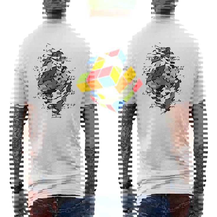 ルービックキューブ ルービックキューブ マジックキューブ レトロ ルービ ヴィンテージ オタク メンズTシャツ バックプリント