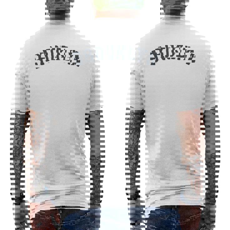ヴィンテージ ブルックリン オールドレトロ ブルックリン Ny スポーツギフト メンズTシャツ バックプリント
