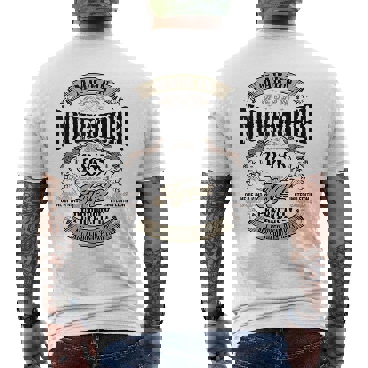 ヴィンテージ還暦祝い 1965年11月生まれ 60歳 メンズTシャツ バックプリント