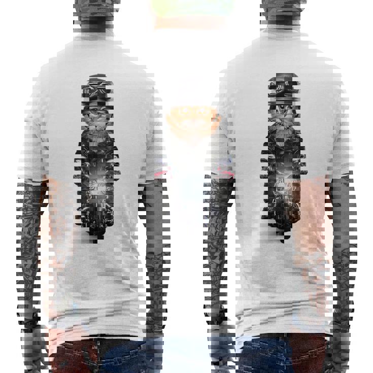 三毛猫 オレンジ猫 ねこ バイク ヘルメット メンズTシャツ バックプリント