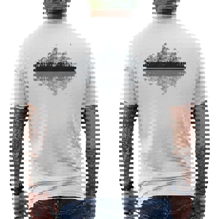 森 山 反射 野生動物 自然 ハイキング ハイカー メンズTシャツ バックプリント