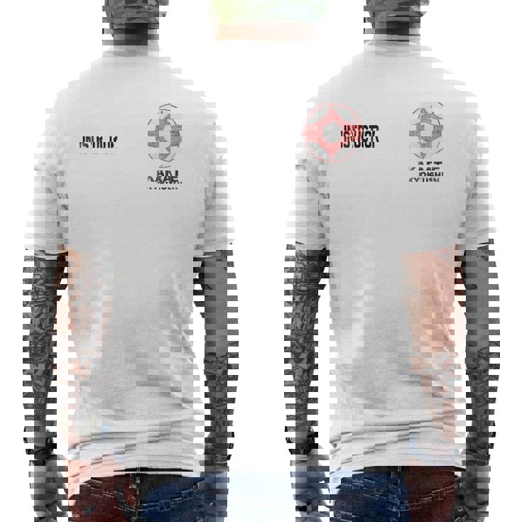 極真空手のシンボル極真会道場稽古 Gokushin Karate Nohinboru Gokushin Kai メンズTシャツ バックプリント