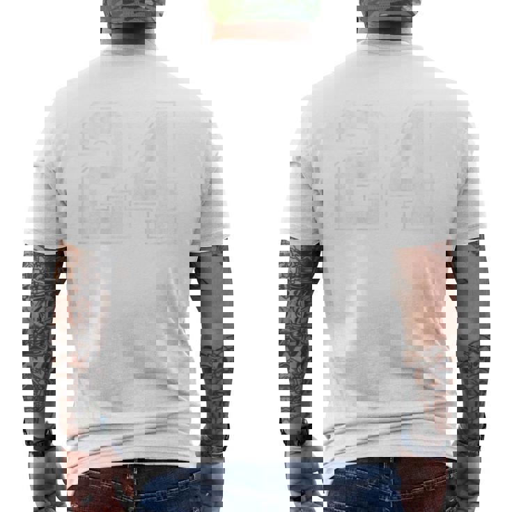 背面に24番。 メンズTシャツ バックプリント